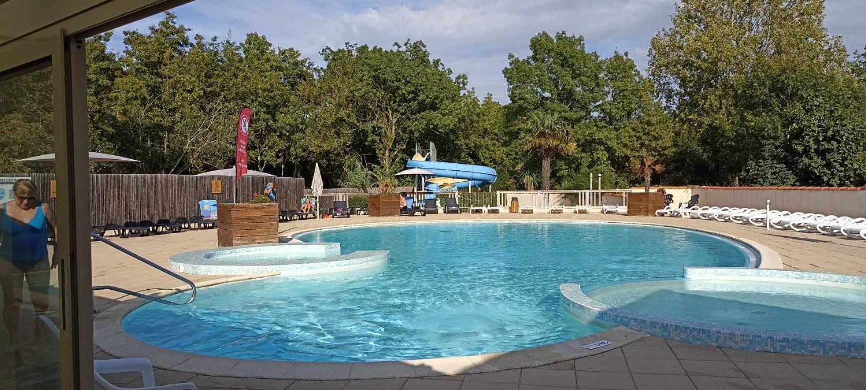 Mobilhome L'Oasis Camping Le Clos Cottet Angles  Exterior foto