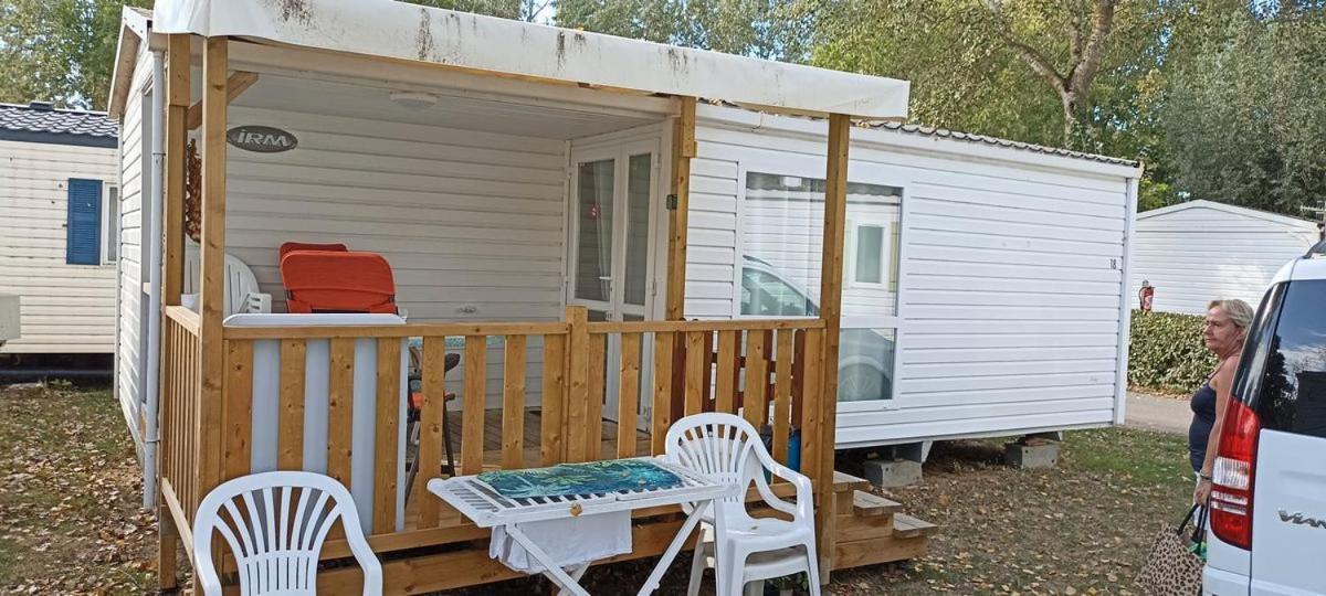 Mobilhome L'Oasis Camping Le Clos Cottet Angles  Exterior foto